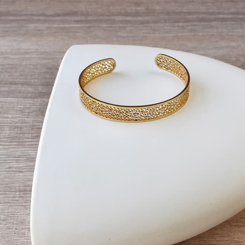 黃銅18K金鏤空蕾絲手鐲