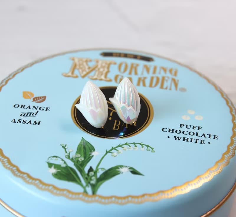 幻彩 柔閃 百合花 小巧耳針 罕見 懷舊 純銀耳針 耳夾OK