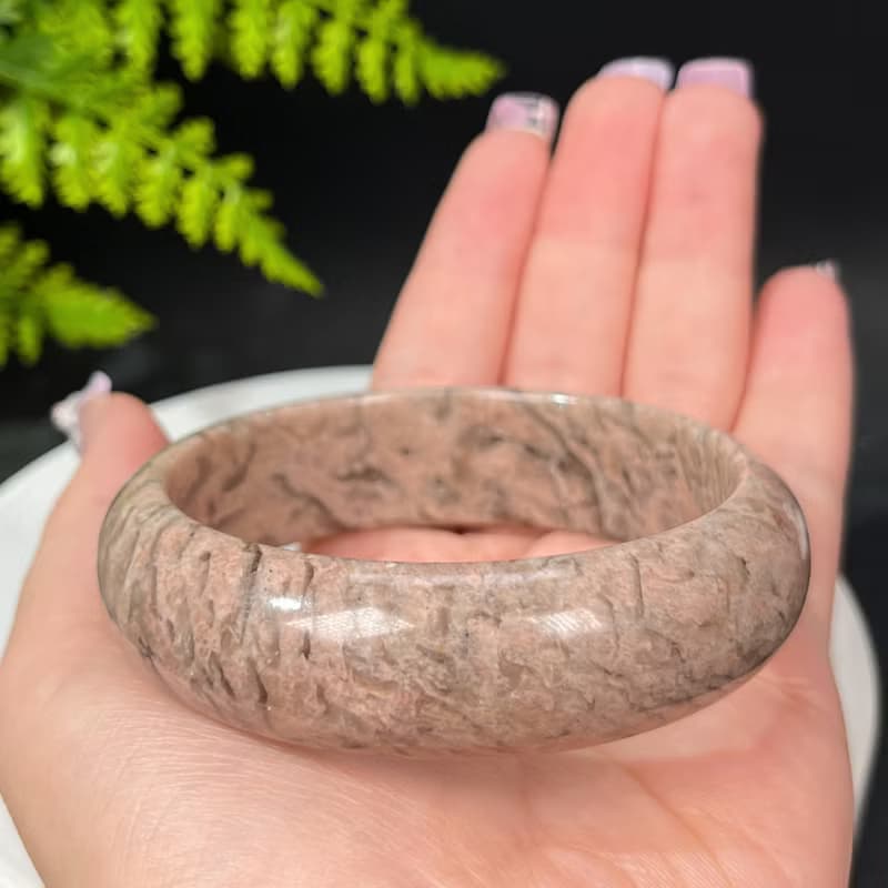 獨特長石手鐲61+MM 玉化高瓷星光 肉紅色小寬條 增強毅力提升氣質