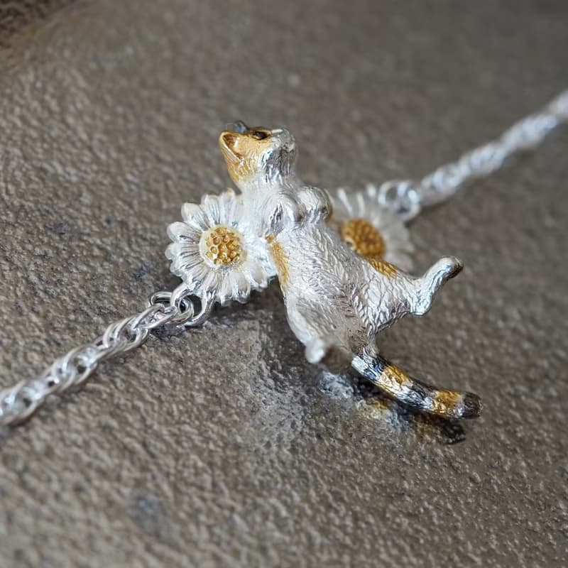 ごろん三毛猫ブレスレット