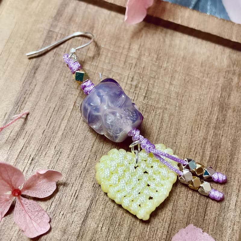 白紫雙面雕刻夜王屍陀林主心形編織個性款S925銀耳墜