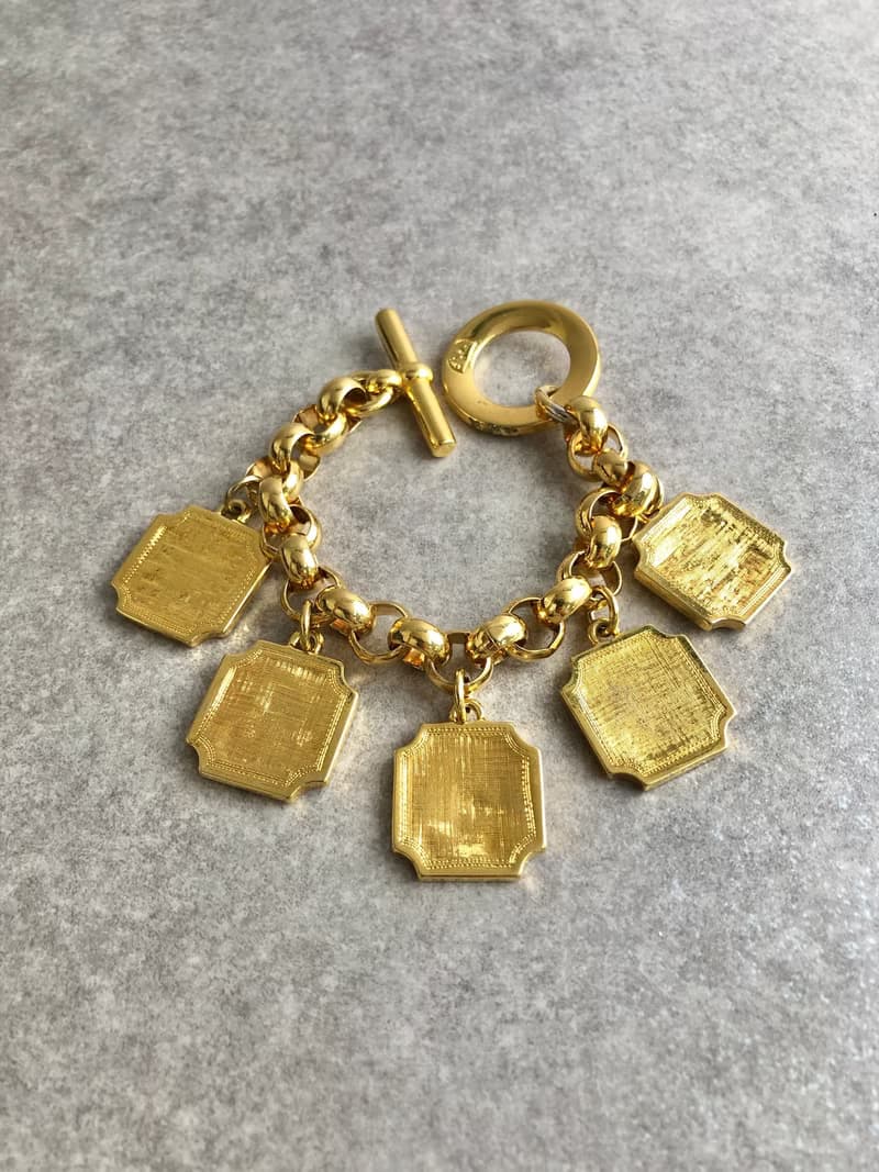 【 日本直送　名牌中古包 】CELINE セリーヌ ブレスレット ゴールド ロゴ シェーヌダンクル vintage ヴィンテージ オールド esez5y