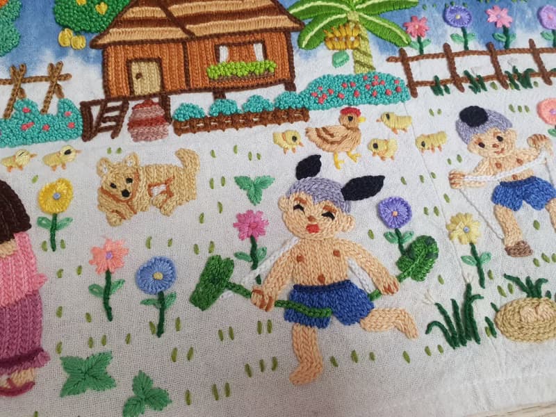 手工刺繡裙子、棉織物、鄉村生活、蓮花