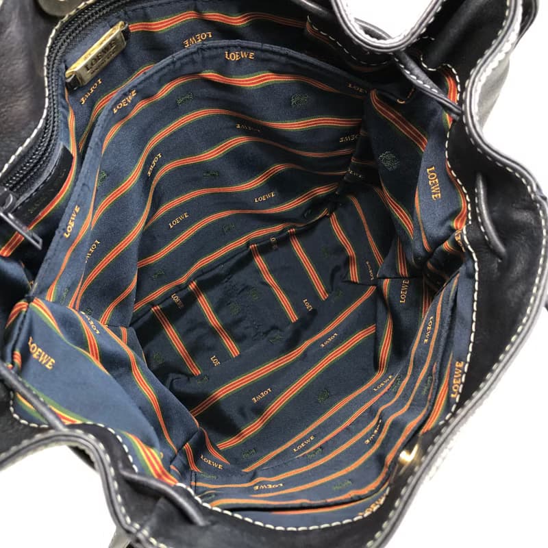【 日本直送　名牌中古包 】LOEWE ロエベ ショルダーバッグ ネイビー アナグラム ナッパレザー 巾着 vintage ヴィンテージ オールド 3vjxri