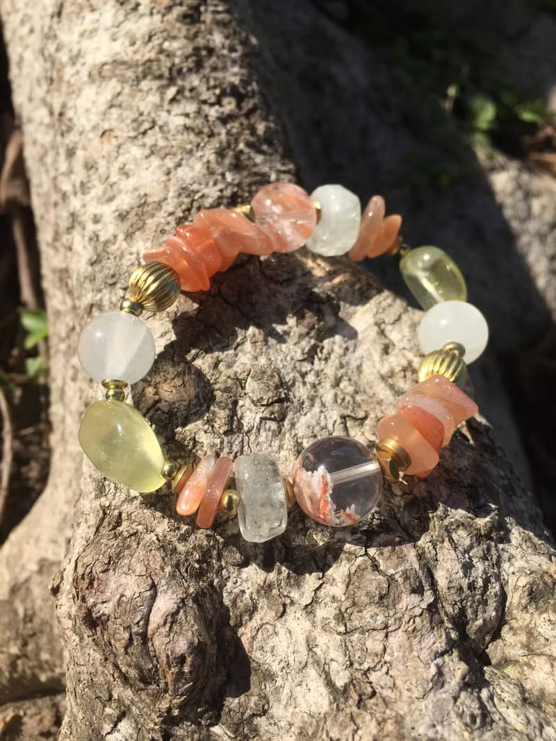 ||清秋|| 臍輪能量手環。雪花幽靈/檸檬晶/綠水晶/太陽石/透石膏