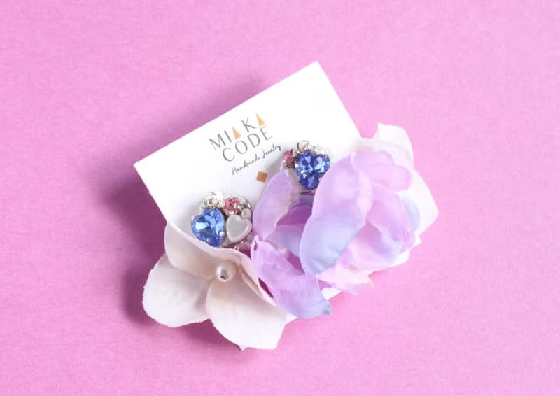 手工串珠 花花(雙色拼色) 耳針/夾式耳環