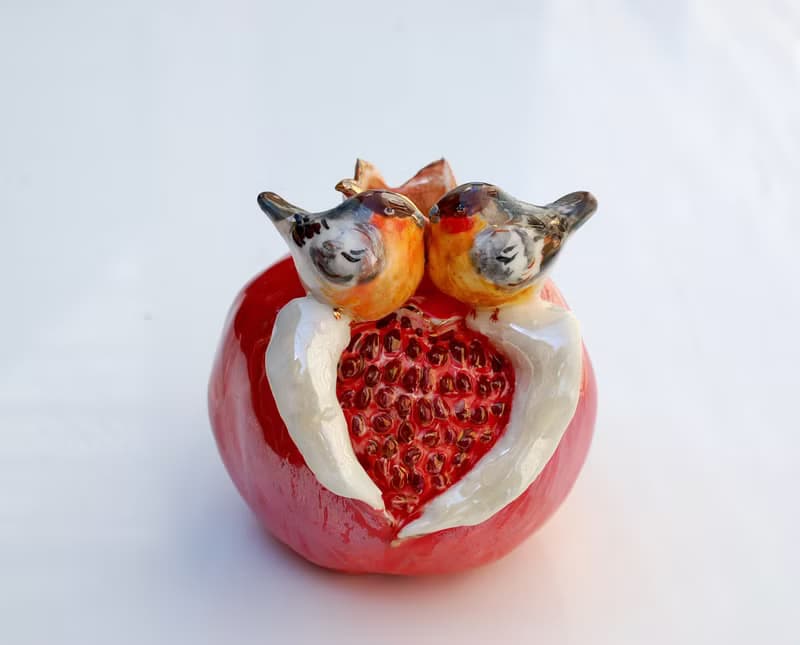 Pomegranate & birds figurine Small porcelain vase Love birds Ceramic fruits