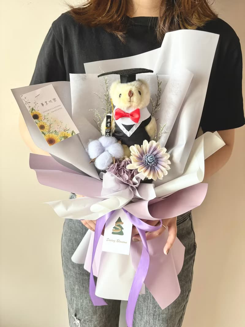 sueing_blossom  乾燥太陽花畢業熊花束
