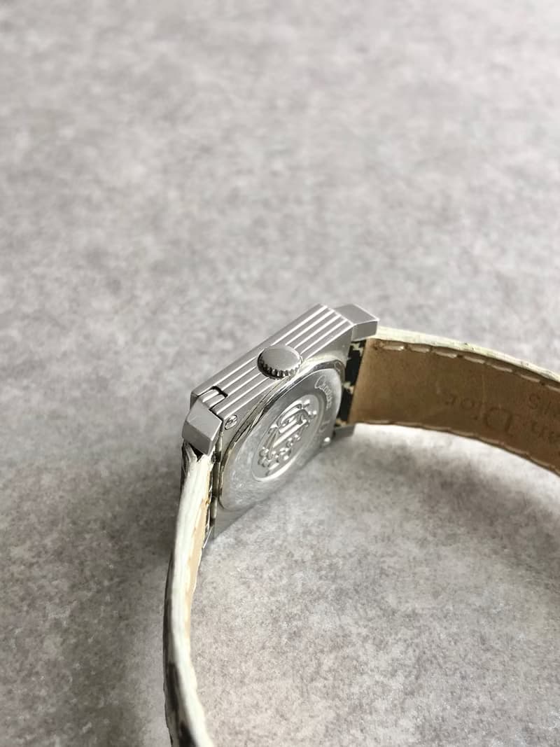 【 日本直送　名牌中古包 】Christian Dior ラ・パリジェンヌ 腕時計 ブラック ホワイト 千鳥柄 クォーツ カナージュ jw4b2h