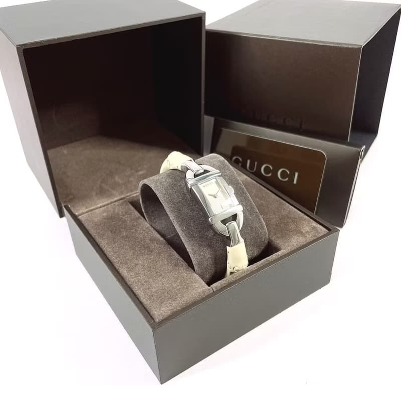 【日本直送 中古美品】グッチ GUCCI 腕時計 6800L バンブーバングルウォッチ ステンレススチール シルバー/ホワイト クオーツ