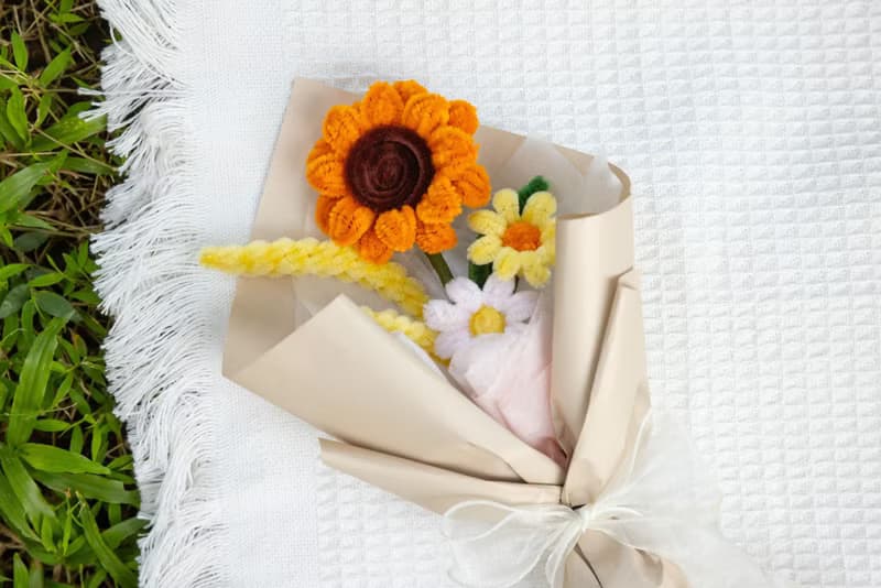 偷偷為你開的花系列 情人節告白 生日手工毛根花束