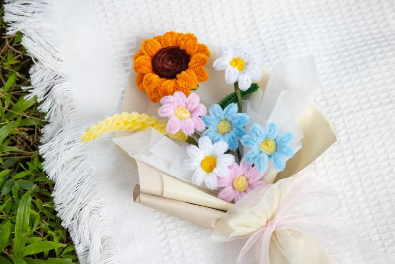 偷偷為你開的花系列 情人節告白 生日手工毛根花束