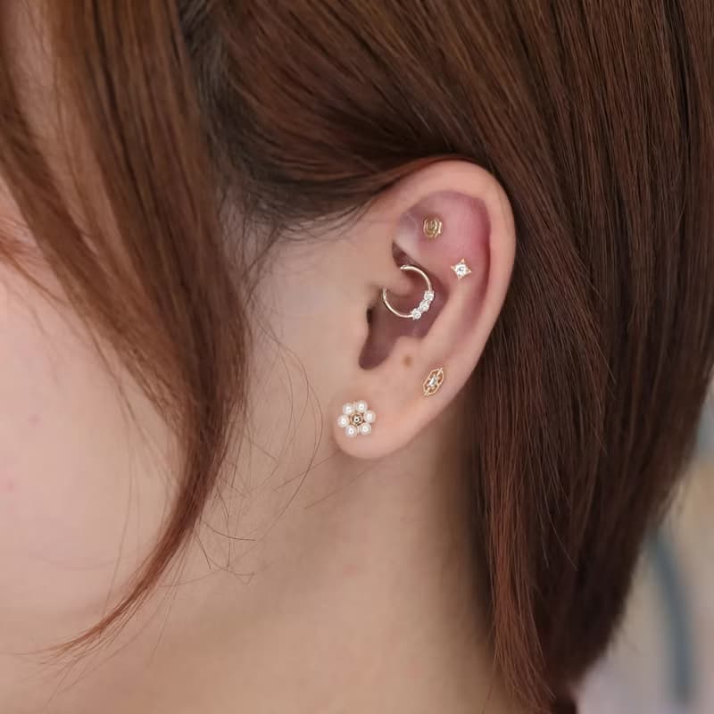 14K 三鑽無痕耳扣耳環 (單個) (內徑 8 mm) (Daith)(耳輪)