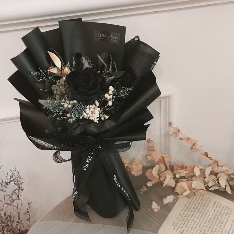 我只愛你一人 情人節花束 黑色永生花玫瑰花束