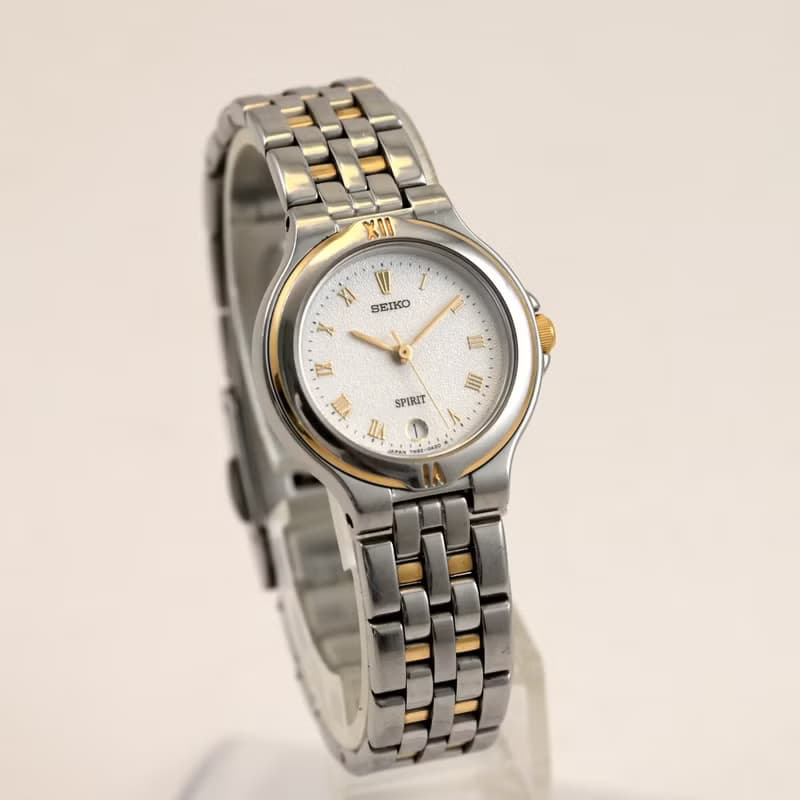 SEIKO SPRIT 女性用腕時計 QUARTZ Date Round shape Silver Tone Dial コンビカラーベルト 手錶