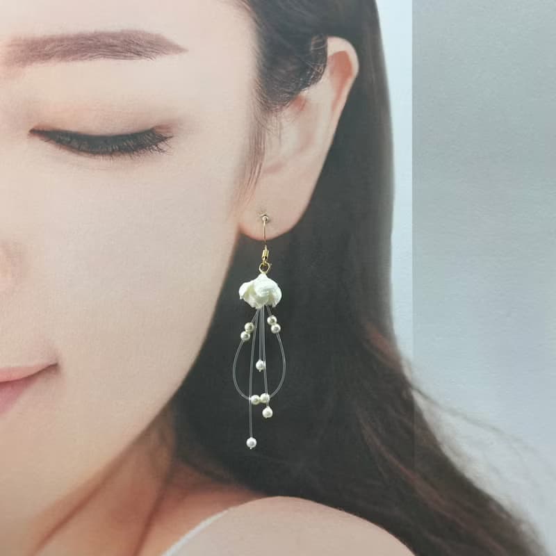 Mira 奇蹟透明感多層次珍珠耳環