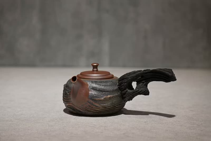 | 245cc | 柴燒仿生木紋側把茶壺 茶壺 柴燒壺【臻麟陶藝】