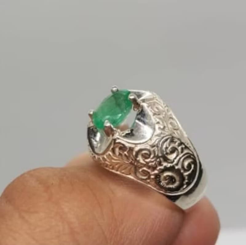 Natural Vivid Green Emerald Mens Ring Sterling Silver 925 Ring Hand Art Crafted