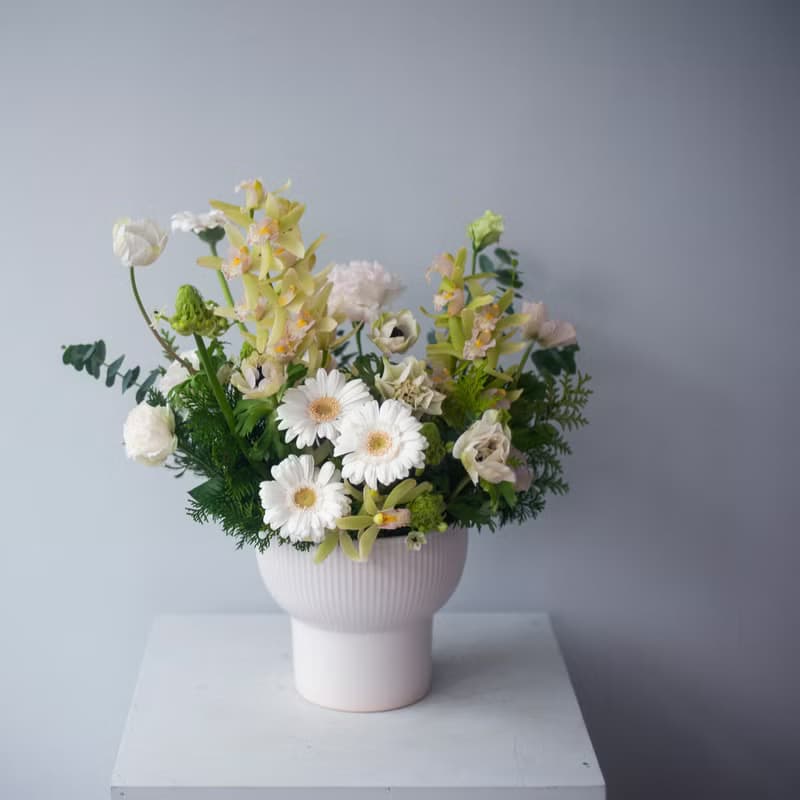 【鮮花花禮】白綠花園桌花 | 開幕送禮 | 居家佈置