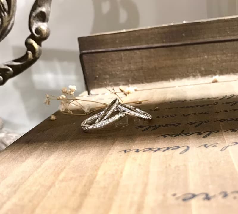 碎光鏡面銀戒 (三種寬窄)。對戒/閨密戒