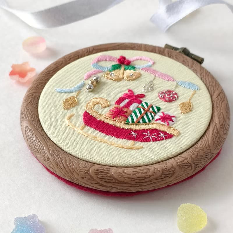 クリスマスの準備はOK刺繍フレーム　ファブリックパネル　刺繍タペストリー