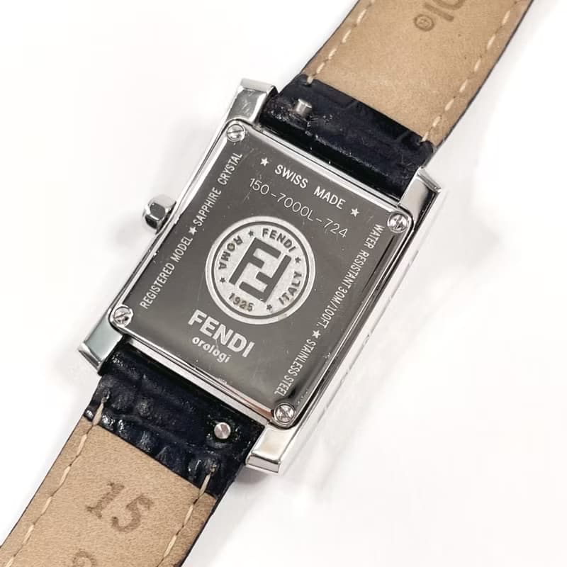 【日本直送 中古美品】フェンディ FENDI 腕時計 150-7000L-724 クラシコ ステンレススチール/レザー シルバー