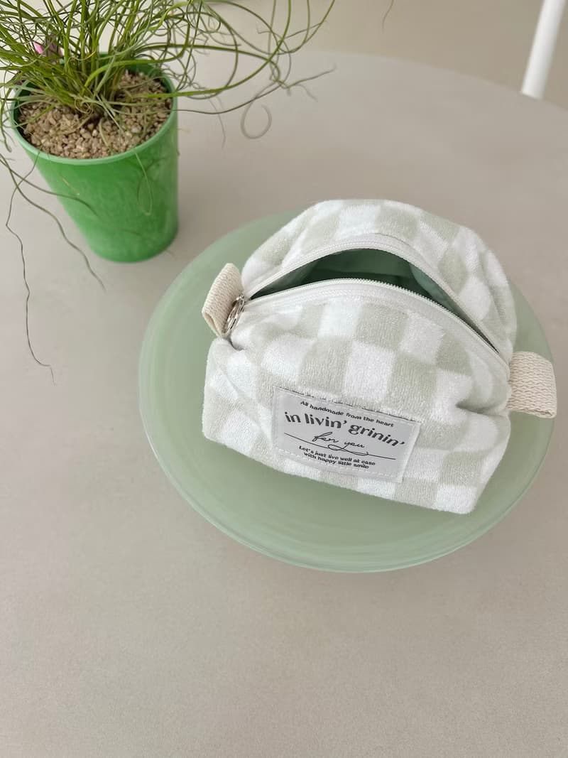 terry checker pouch S_soft sage