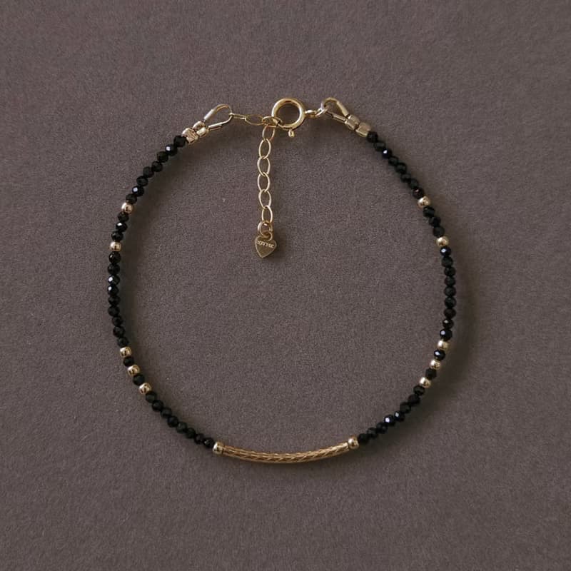 14kgf 黑尖晶石極簡天然石手鍊