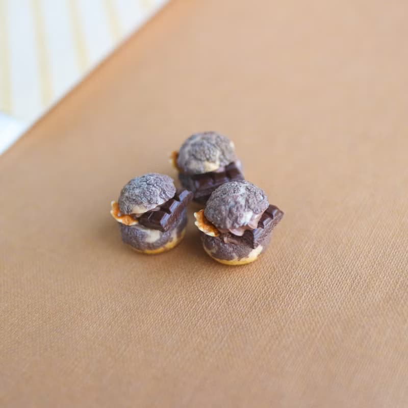 巧克力菠蘿泡芙 耳環 單支 單顆 仿真食物 Choux au Craquelin