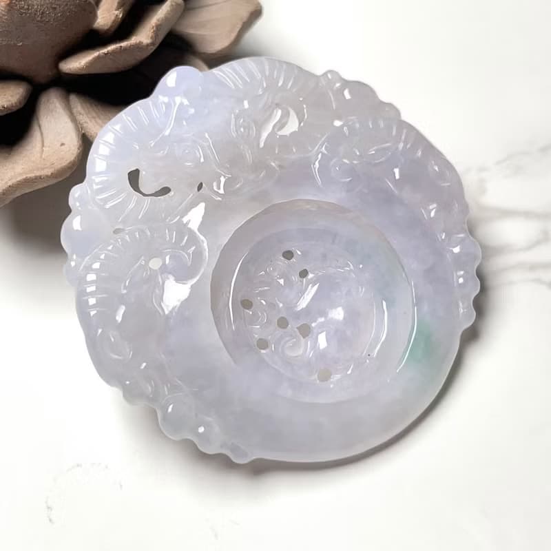冰種飄綠花翡翠巧雕三陽開泰 | 天然緬甸玉翡翠A貨 | 送禮
