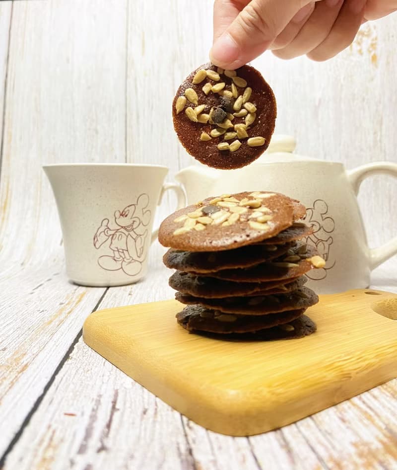 鴻琴生活阿儀美食屋_巧克力葵瓜子脆片