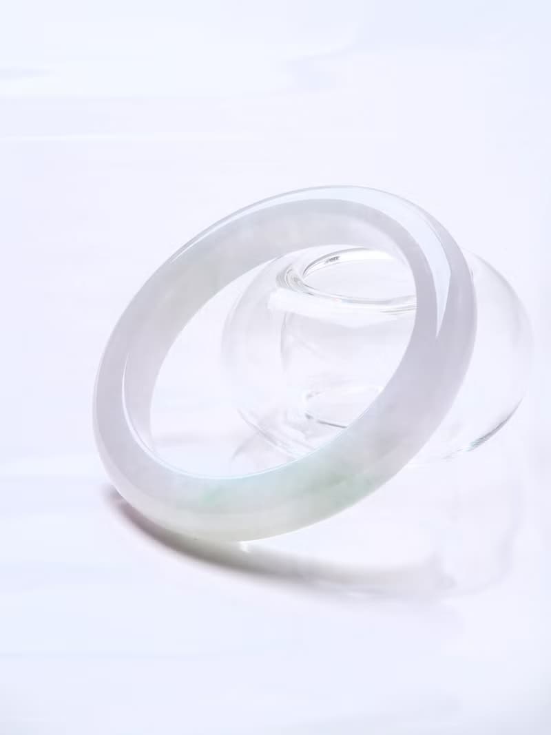 清夢 | 冰種 / 白翡 / 平安鐲 / 手圍18 | 天然A貨翡翠玉鐲