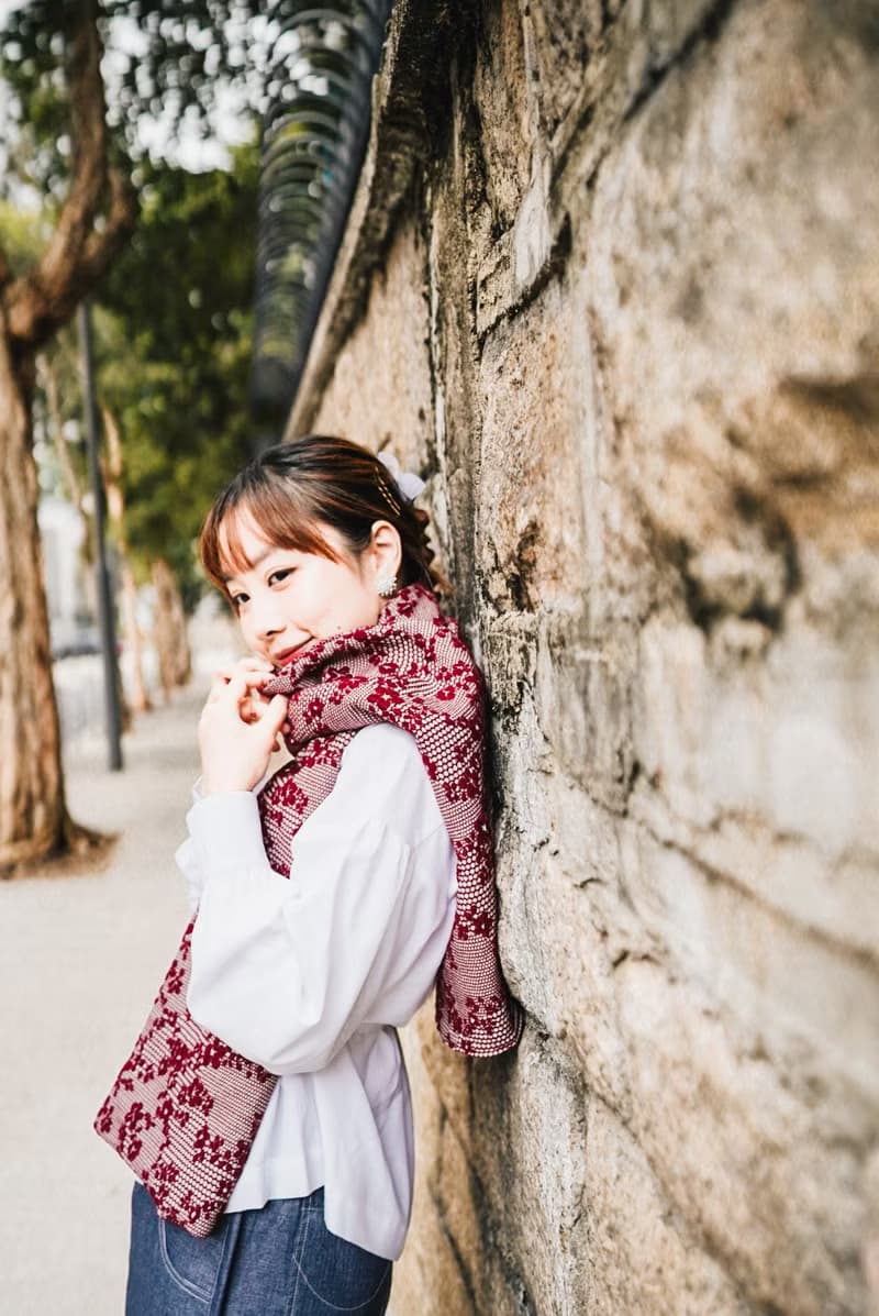 Bossom scarf 雙面暗花圍巾