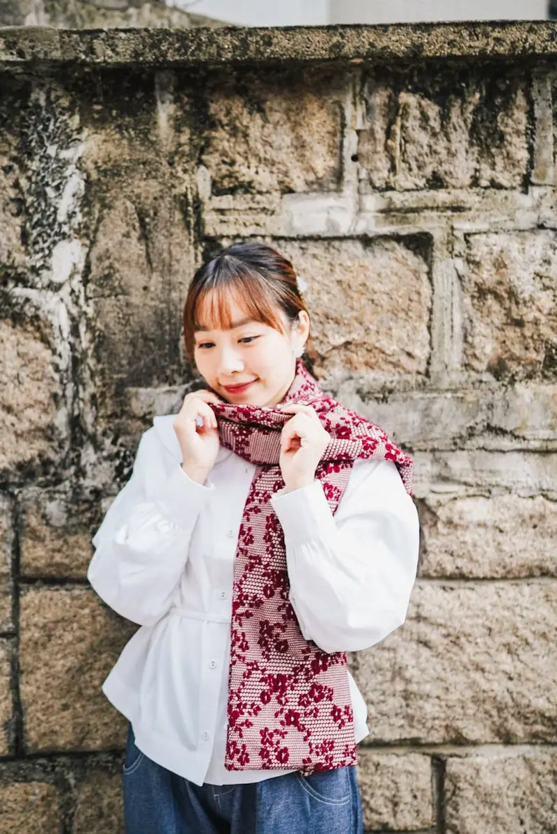 Bossom scarf 雙面暗花圍巾