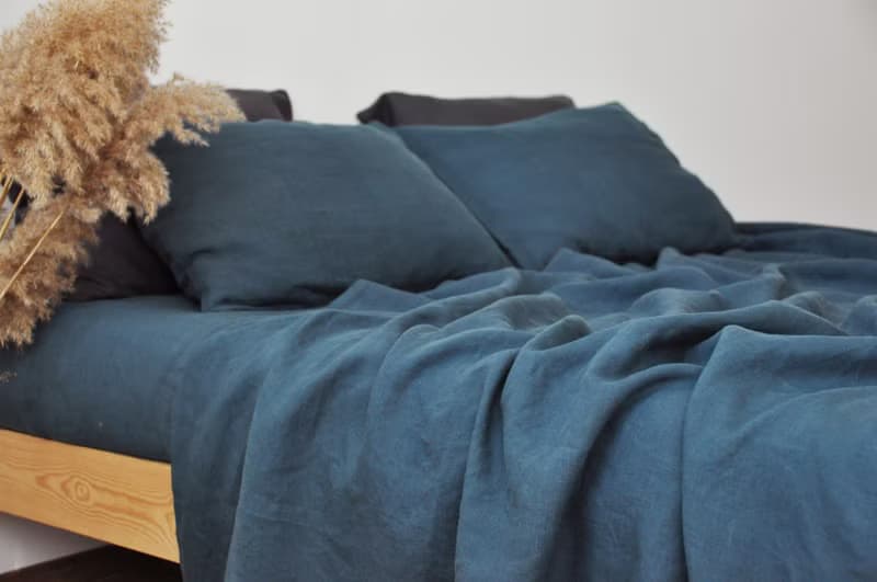 Charcoal teal linen fitted sheet / Softened linen bed sheet / Deep pocket