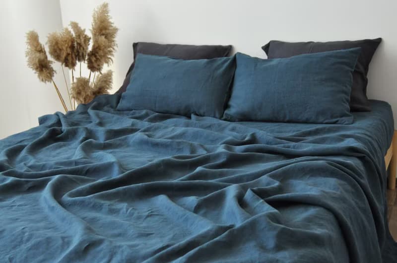 Charcoal teal linen fitted sheet / Softened linen bed sheet / Deep pocket