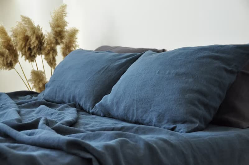 Charcoal teal linen fitted sheet / Softened linen bed sheet / Deep pocket