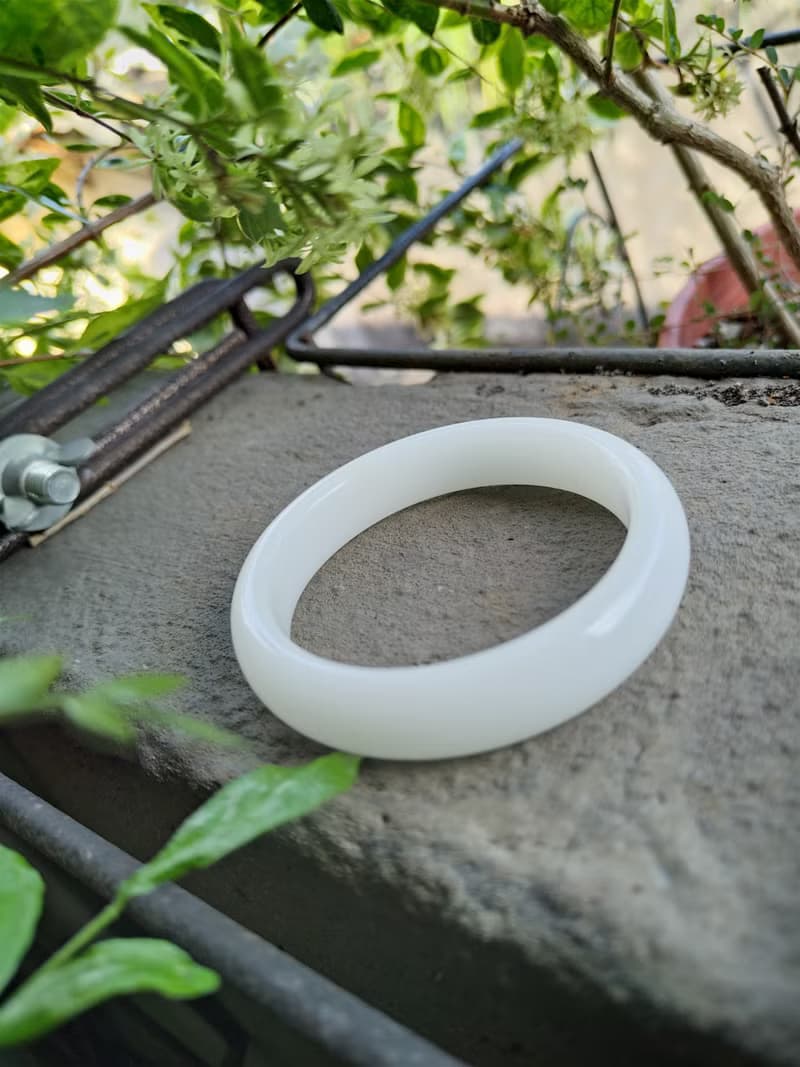 Miss feng天然石-白玉和田手鐲