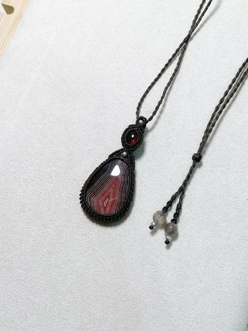 蠟線編織/波斯瓦那瑪瑙項鍊(咖啡色)