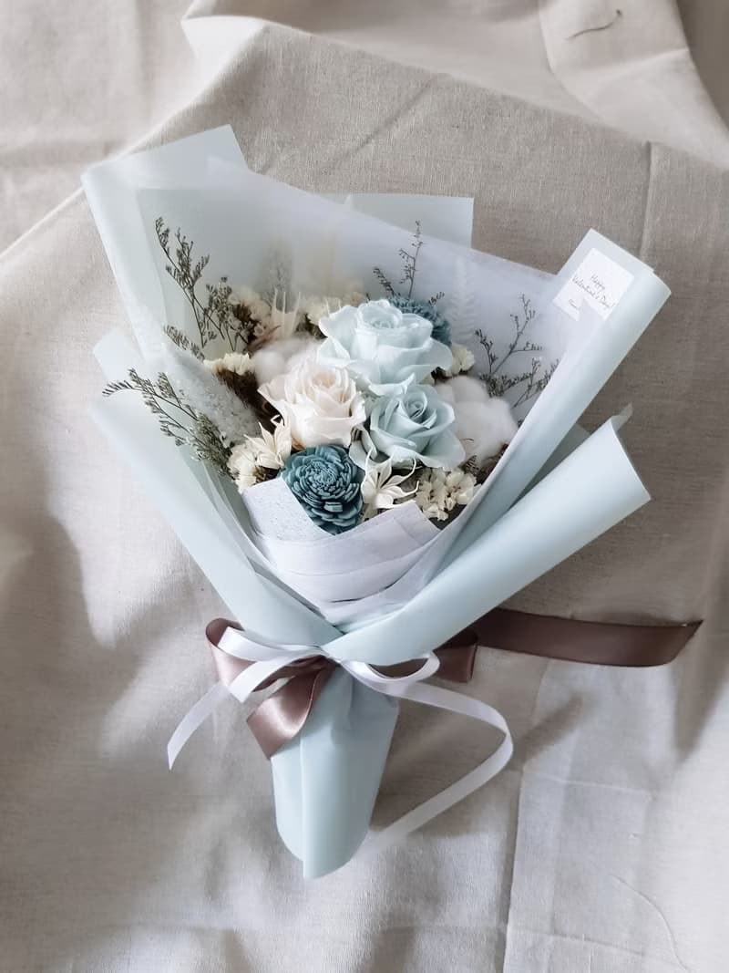 情人節|永生花+乾燥花│藍白玫瑰永生乾燥花花束│不凋花│