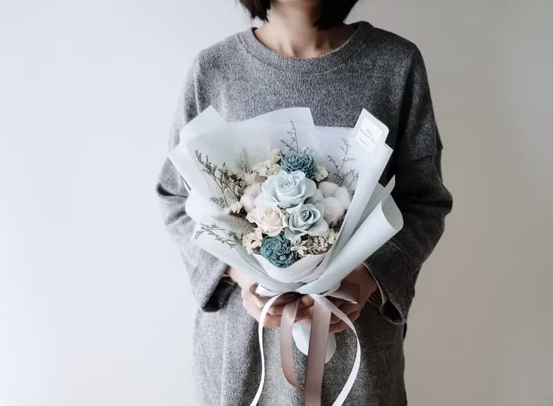 情人節|永生花+乾燥花│藍白玫瑰永生乾燥花花束│不凋花│