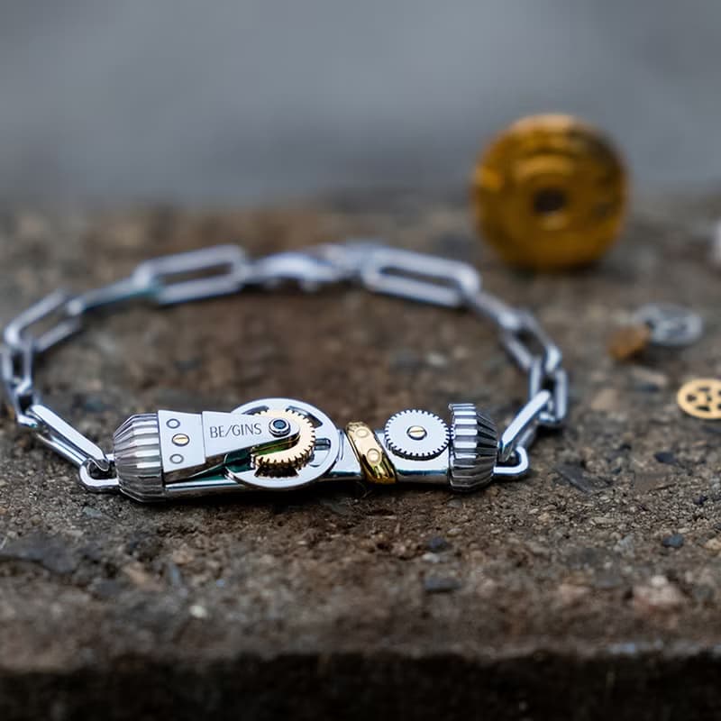 (TW PDF) TIME MOVEMENT BLUE DIAMOND BRACELET