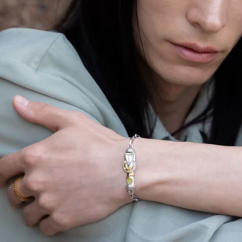 (TW PDF) TIME MOVEMENT BLUE DIAMOND BRACELET