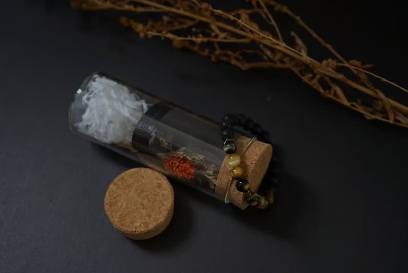 [全人手製作系列] - 天然半寶石 日本進口溶岩石手鍊／訂造禮物,聖誕禮物