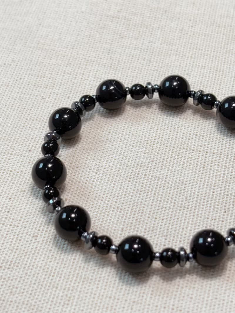 Silky Black Gemstone Bracelet 038