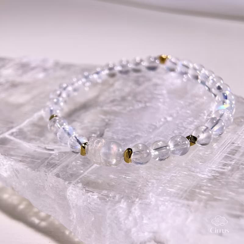 內在的聲音|馬島月光石|馬島月光貔貅|純銀鍍K金|水晶手鍊|A45-L