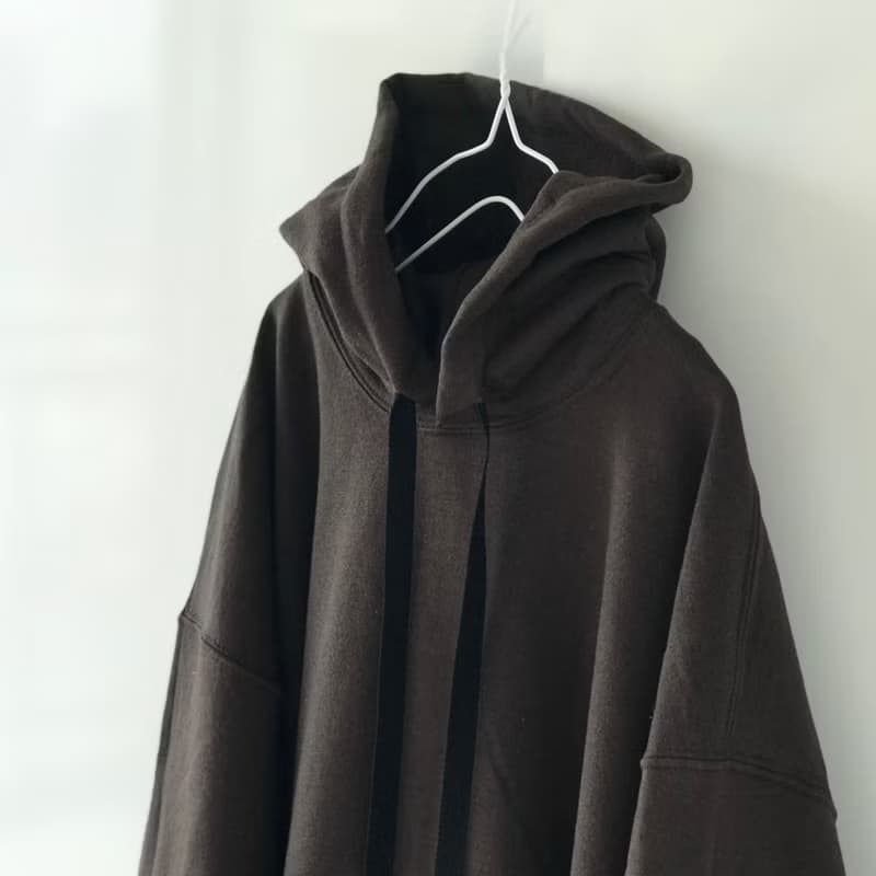 Big silhouette hoodie / choco brown / plain / hand embroidery / unisex