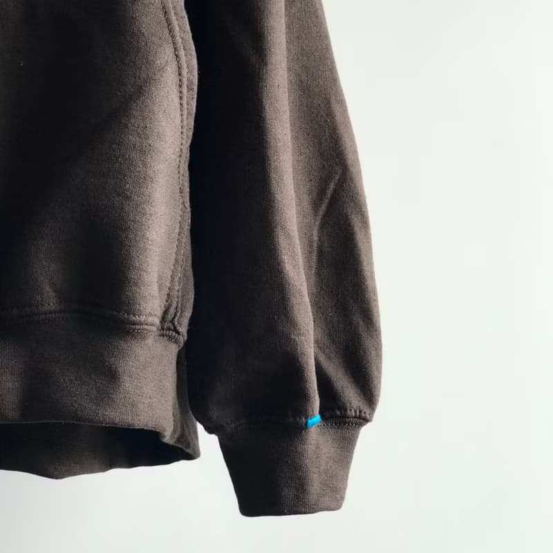 Big silhouette hoodie / choco brown / plain / hand embroidery / unisex