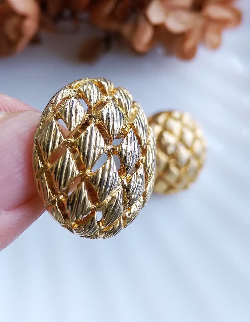 Vintage Jewelry 西洋古董飾品 金波蘿 夾式耳環