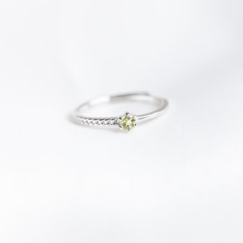 橄欖石925純銀單邊麻花設計戒指 可調式戒指